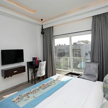 Oyo 11071 Hotel Tisya Delhi Kültér fotó